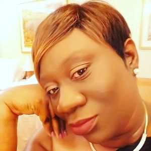 Meet your Posher, Natonia